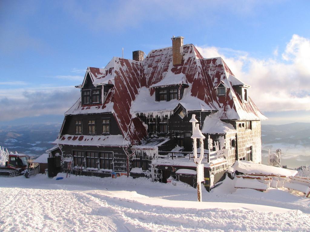 Hotel Radegast Dolní Bečva Exterior foto